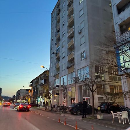 3 Bedrooms Apartment Shkodra Kültér fotó