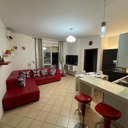 3 Bedrooms Apartment Shkodra Kültér fotó