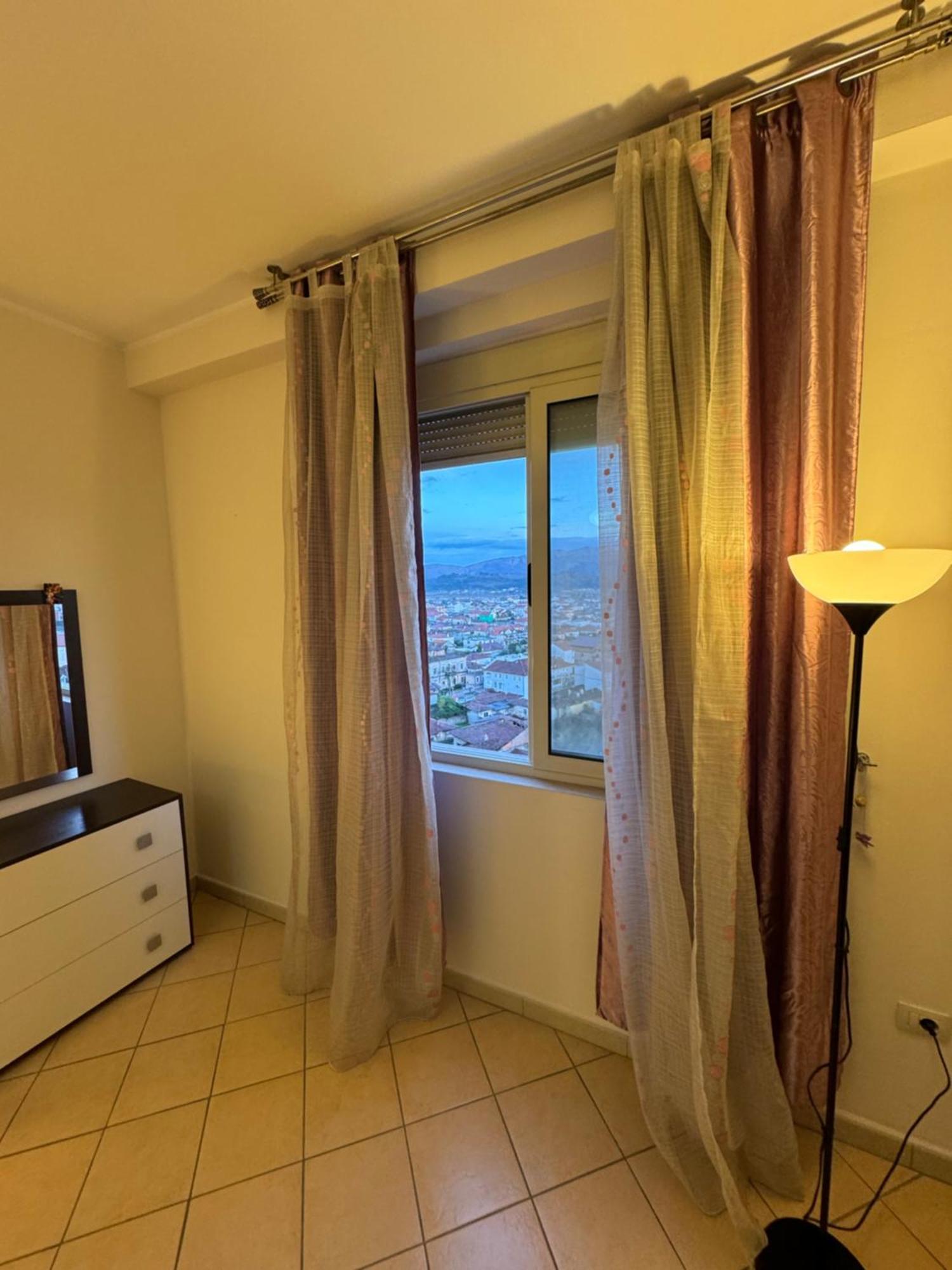 3 Bedrooms Apartment Shkodra Kültér fotó